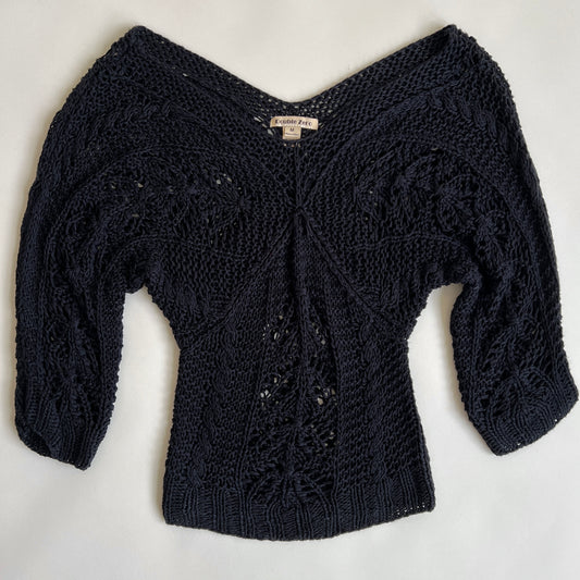 00s black crochet 3/4 top