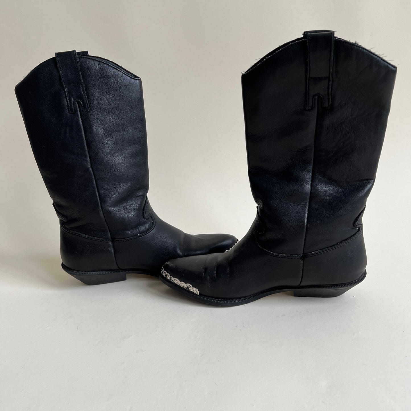 Black leather silver toe cowboy boot (7)